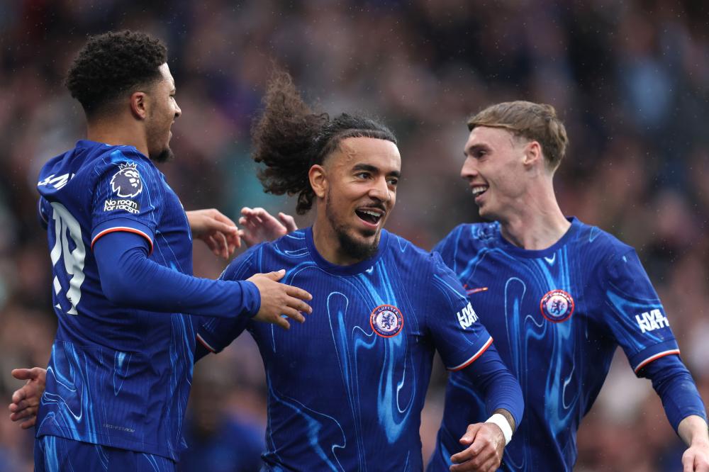 這引發了人 這引發了人