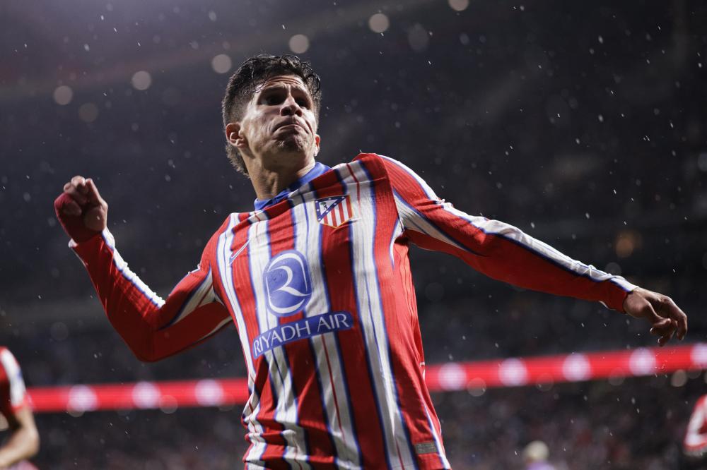 意甲第25輪羅馬1-0尤文圖斯 曼奇尼遠射定江山！基恩登場30秒染紅！.